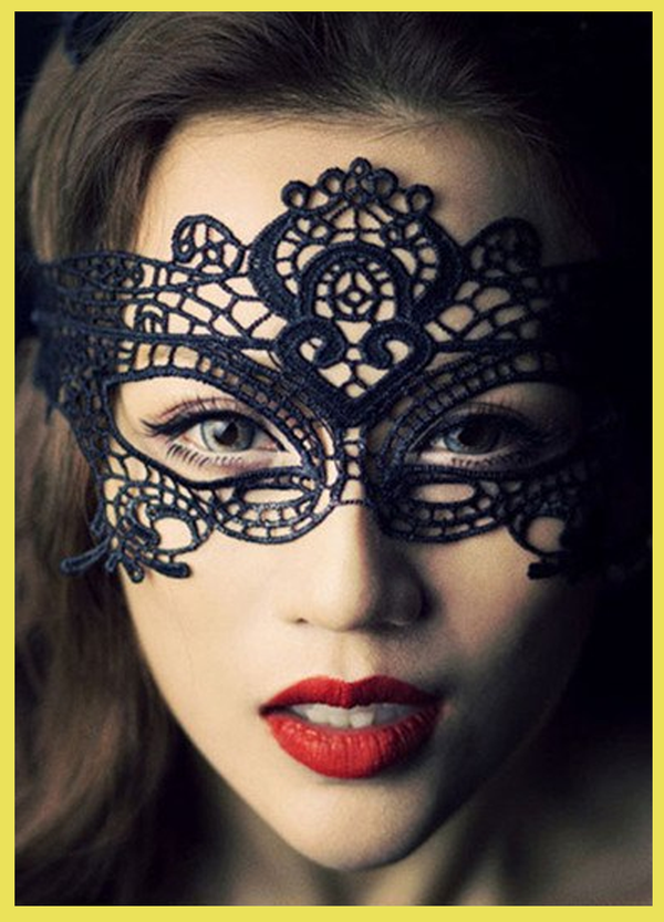 Lace Mask in pizzo nera